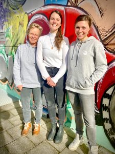 Teamfoto mit drei Pädagoginnen